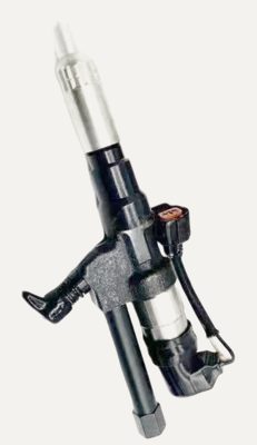 095000-0139 common rail fuel injector (OEM 23910-1043) — view 2