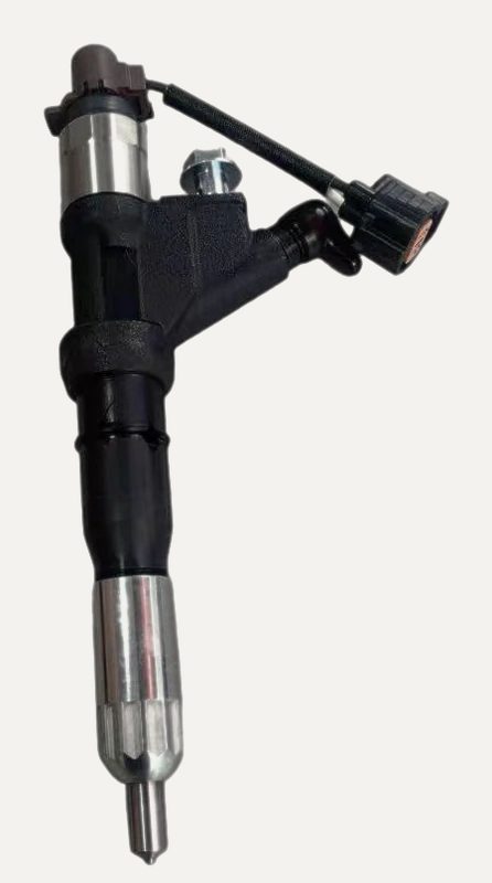 Fuel injector 095000-6613, OEM 23670-E0020 — product photo