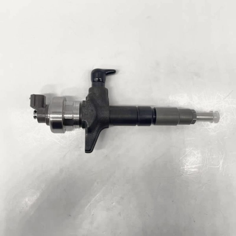 095000-6980 common rail fuel injector (OEM 8-98011604-5) — view 4