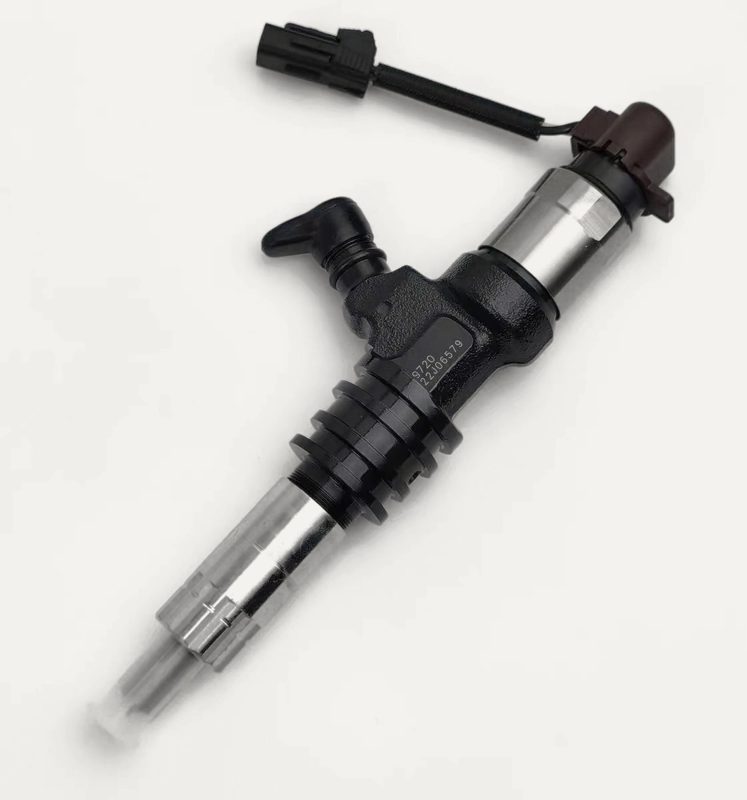 Fuel injector 095000-8621, OEM ME306200 — product photo