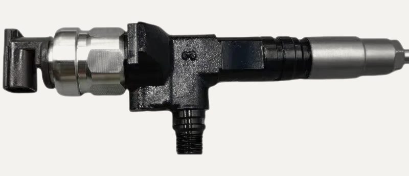 295050-1330 common rail fuel injector (OEM 1J705-53053) — view 3
