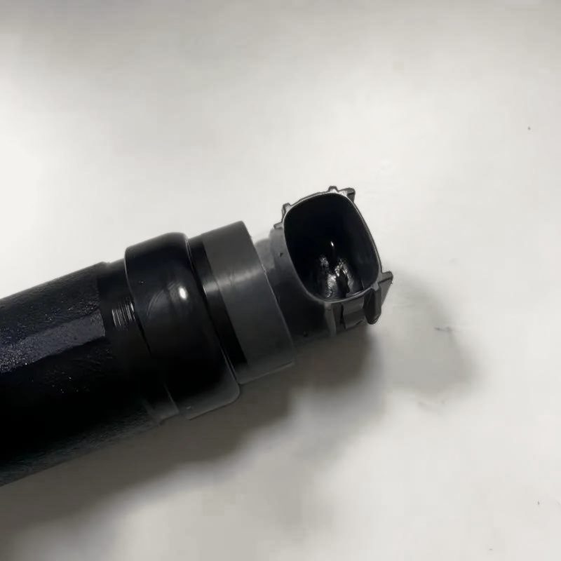 Fuel injector 295700-0700 — product photo
