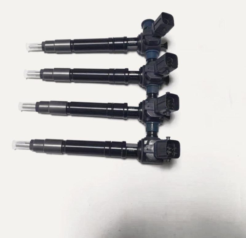 295700-1150 common rail fuel injector (OEM 23670-11040) — view 3