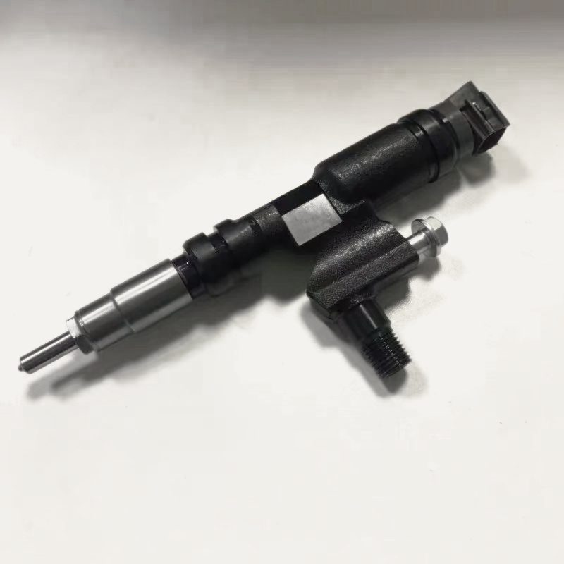 295700-1190 common rail fuel injector (OEM 23670-E9301) — view 3